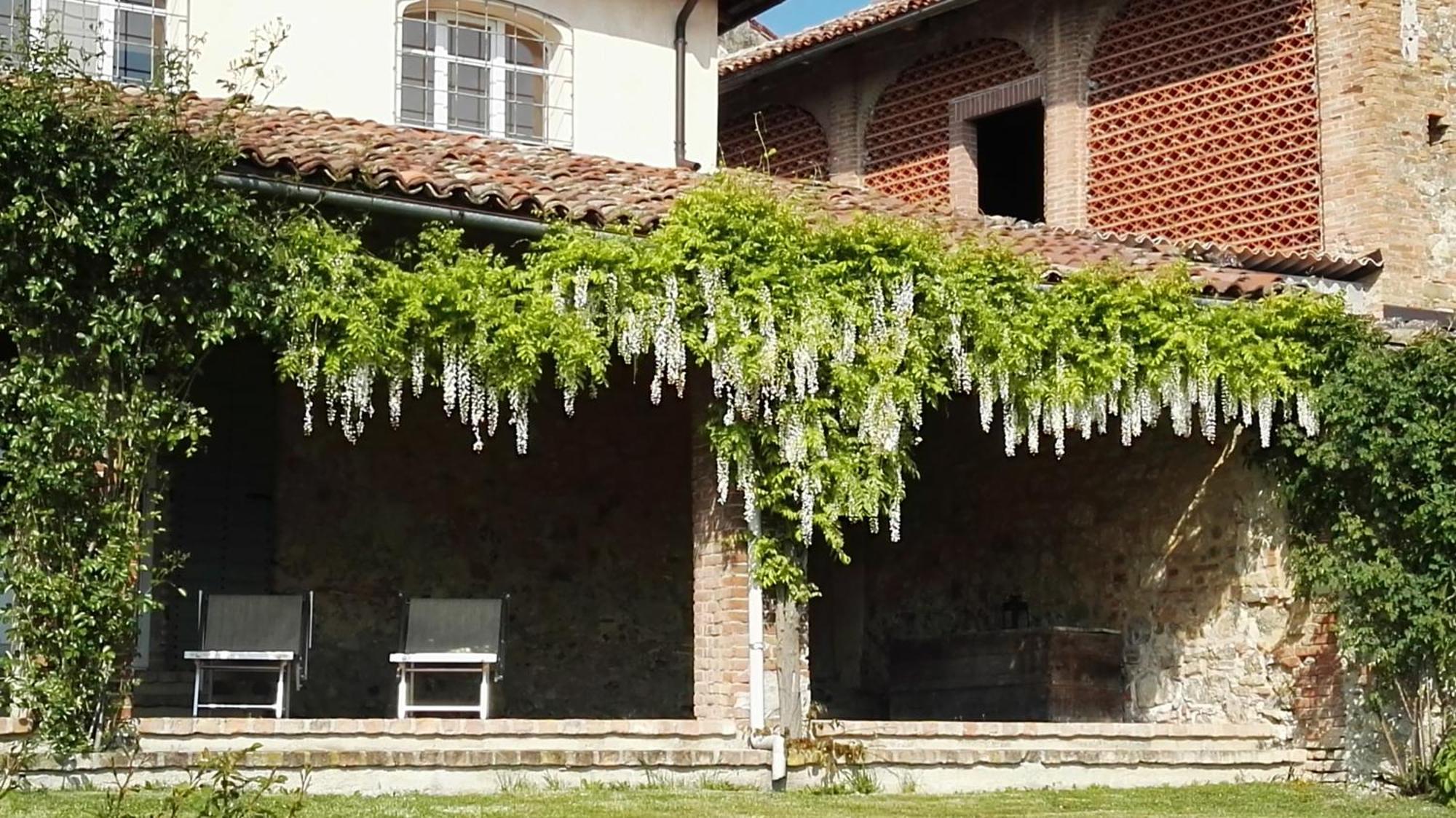Casa Rovelli Acomodação com café da manhã Alfiano Natta Exterior foto