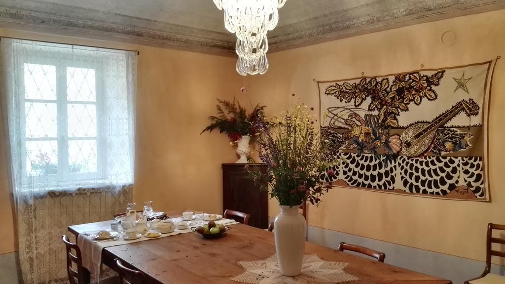 Casa Rovelli Acomodação com café da manhã Alfiano Natta Exterior foto